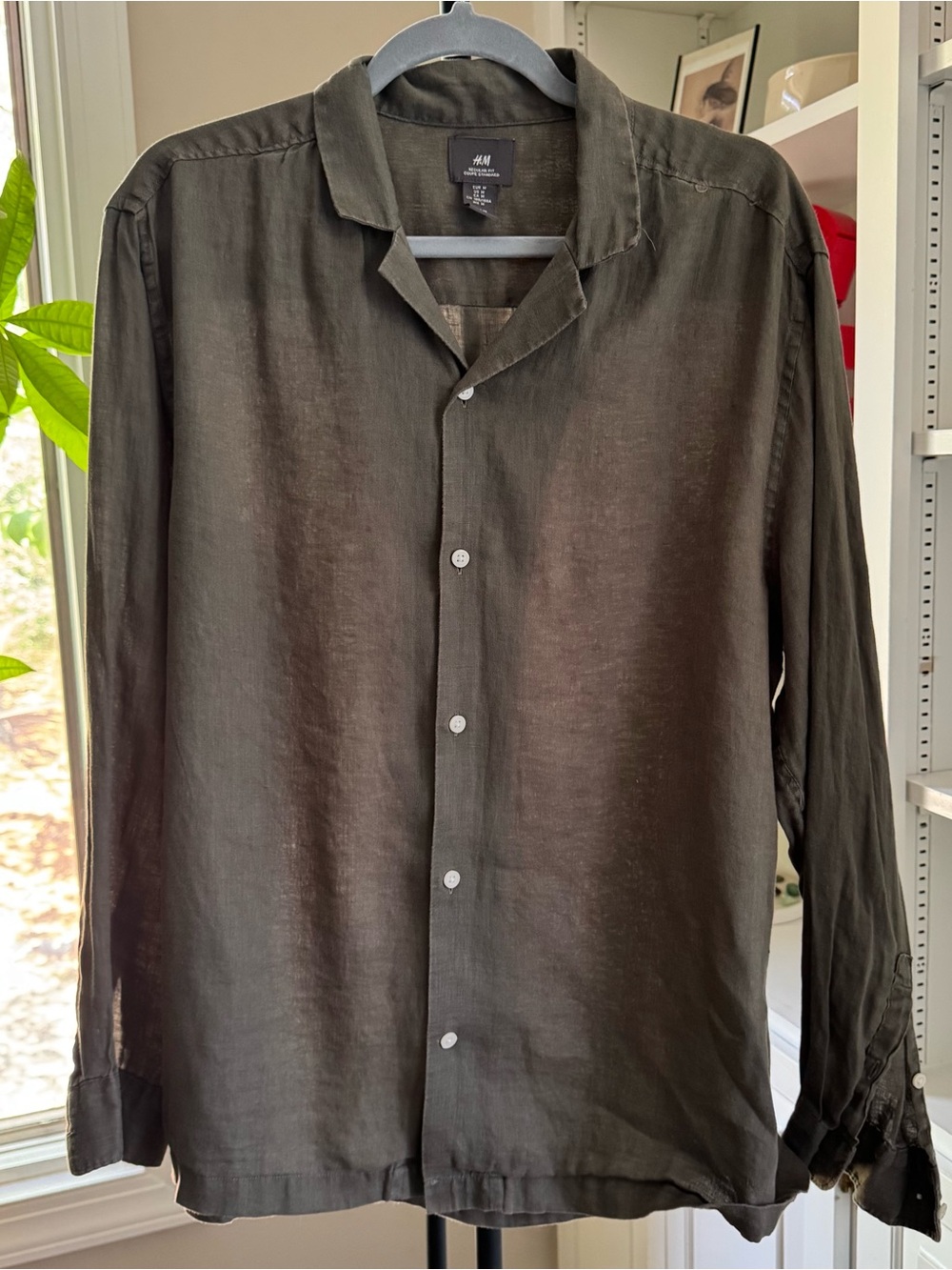 H&M Women Linen Button-Down Shirt in Dark Olive
